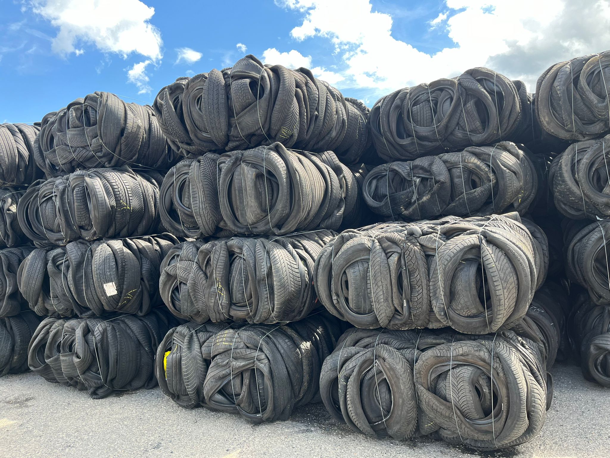 Pressed and Baled Tyres